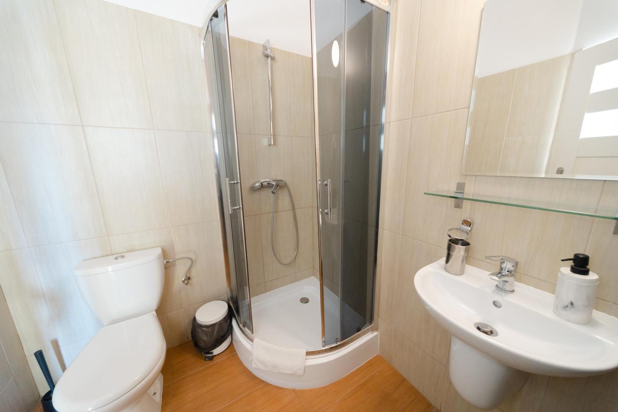 Sloneczna Hotel Sierakow  Buitenkant foto
